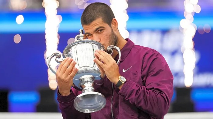 How can mindfulness meditation improve overall health and wellness?